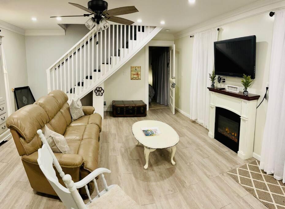 Beautiful Farmhouse In Fernandina Beach Exterior foto